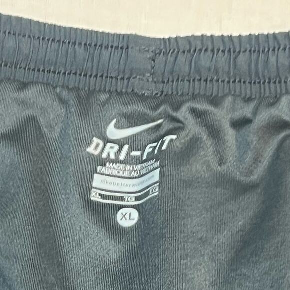Nike Dry Fit Challenger‎ Lined Mens Shorts Black Size XL - Picture 4 of 6